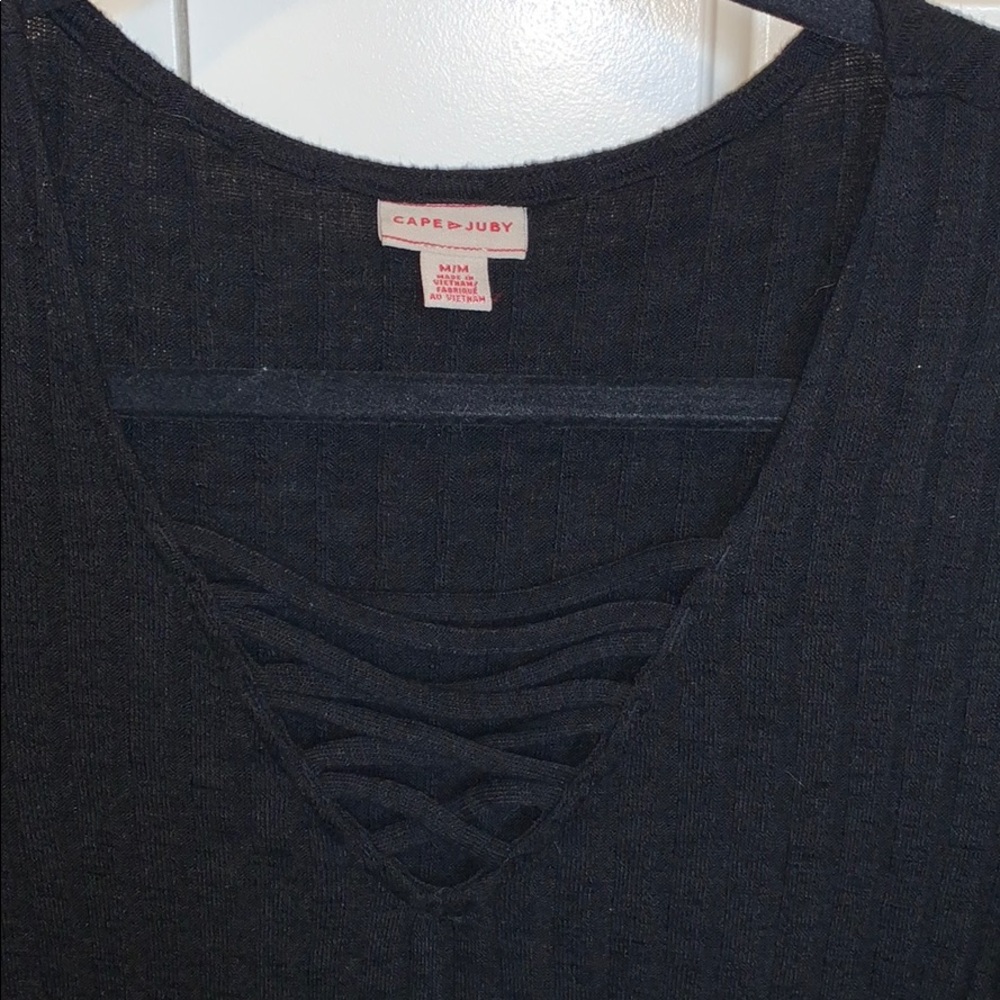 Black Ribbed Top - Picture 2 of 3